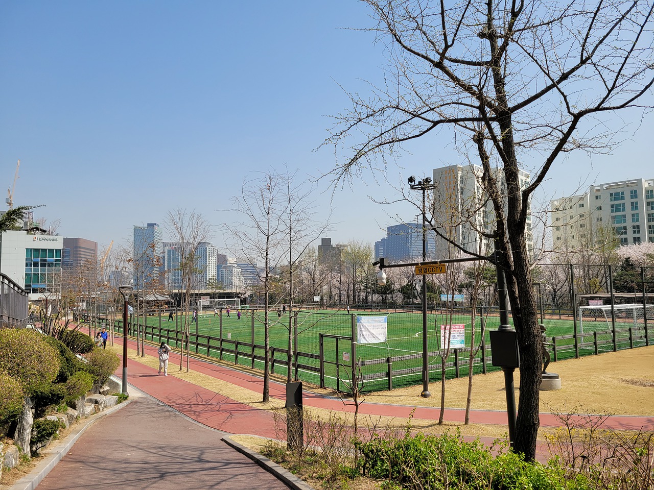 一记长距离 一记长距离